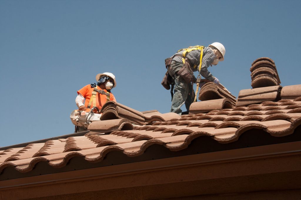 Roof Maintenance in Mesa, ID 83643