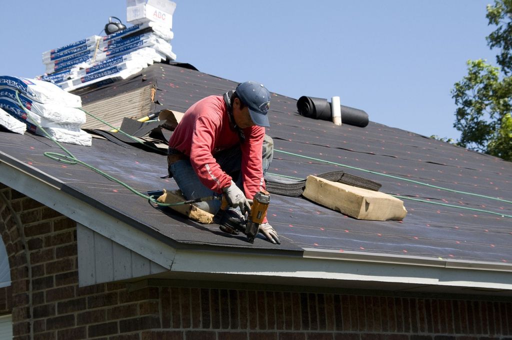 Roof Leak Repairs in Indianapolis, IN 46290